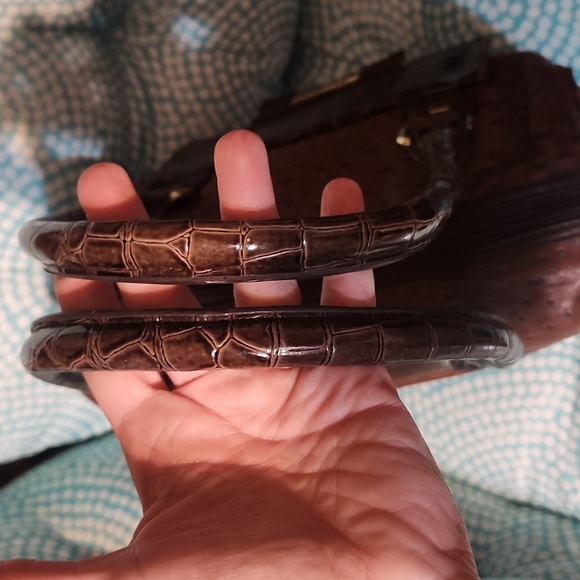 Brown Crocodile US Polo Embossed Leather Handbag - Picture 7 of 12